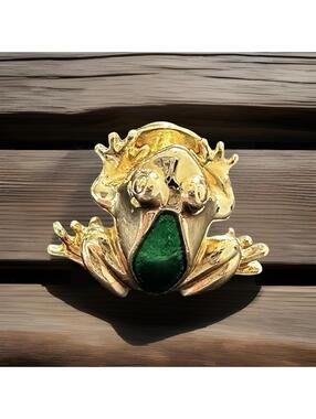 Vintage Avon Frog Gold Tone Green Enamel Lapel Pin Excellent Used Condition